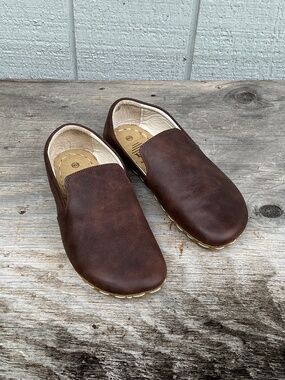 LIKE NEW Earthing Harmony grounding & earthing Barefoot slip-on SHOES